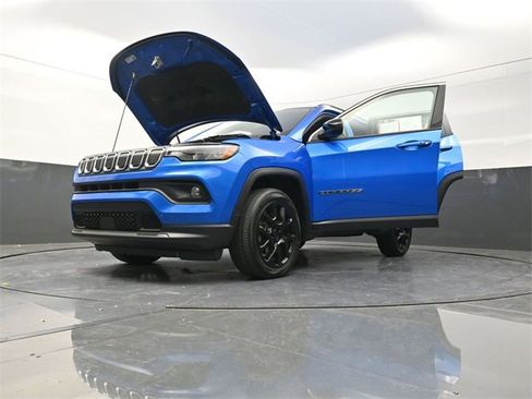 Used 2022 Jeep Compass Latitude image 37