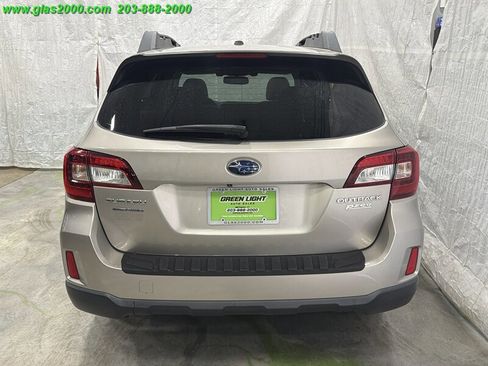 Used 2015 Subaru Outback 2.5i Limited AWD/4WD image 20
