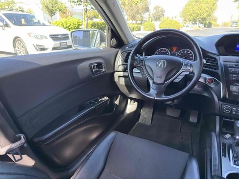 Used 2013 Acura ILX image 17
