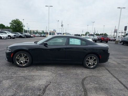 Used 2015 Dodge Charger SXT w/ AWD Premium Group image 8
