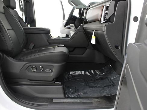 New 2026 GMC Sierra 2500 Denali w/ Denali Reserve Package AWD/4WD image 26