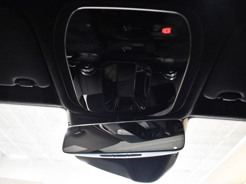 Certified 2025 Mercedes-Benz AMG GT 63 image 27