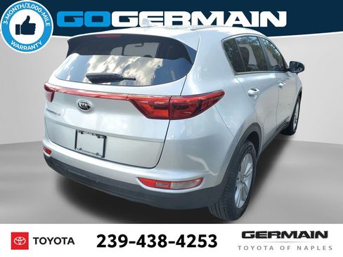 Used 2017 Kia Sportage LX image 9