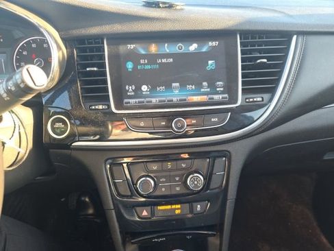 Used 2018 Buick Encore Preferred image 11