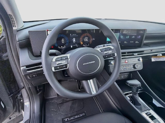 New 2026 Hyundai Tucson SE FWD image 11