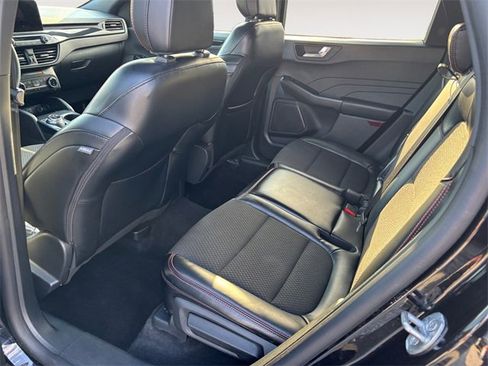 Used 2025 Ford Escape ST-Line image 13