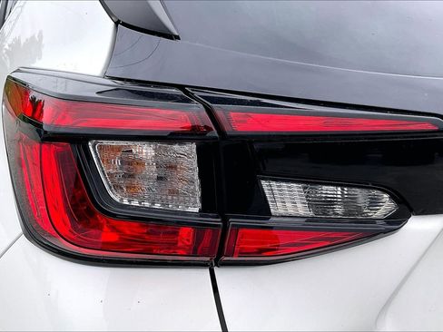 Certified 2024 Subaru Crosstrek 2.5i Sport AWD/4WD image 31