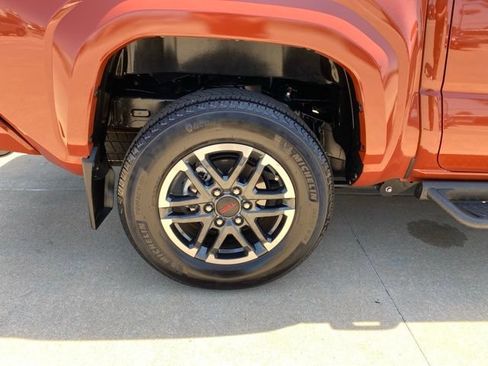 Certified 2025 Toyota Tacoma TRD Sport AWD/4WD image 20