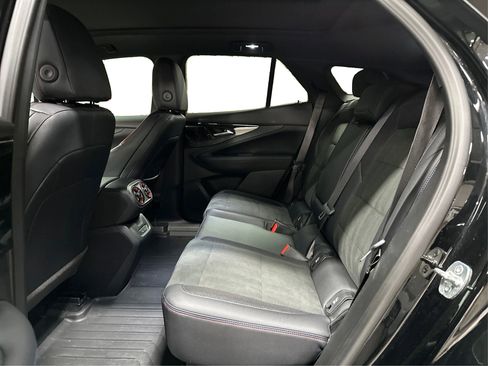 Used 2025 Chevrolet Blazer EV RS AWD/4WD image 10