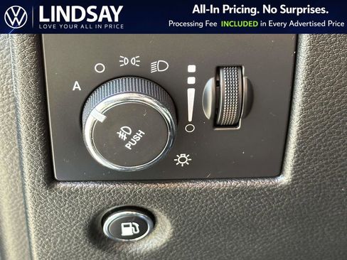 Used 2015 Jeep Grand Cherokee Limited image 21