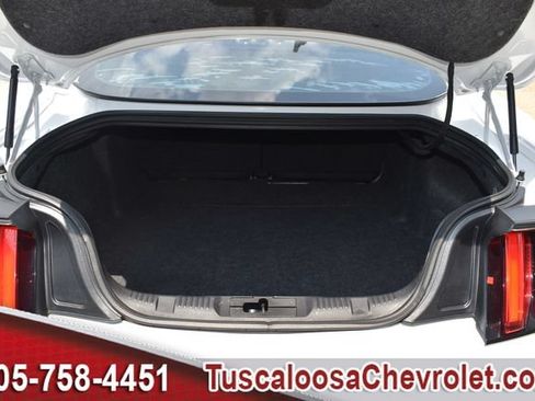Used 2016 Ford Mustang Coupe w/ Equipment Group 051A RWD image 11