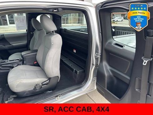 Used 2018 Toyota Tacoma SR AWD/4WD image 11