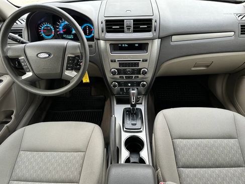 Used 2010 Ford Fusion SE image 23