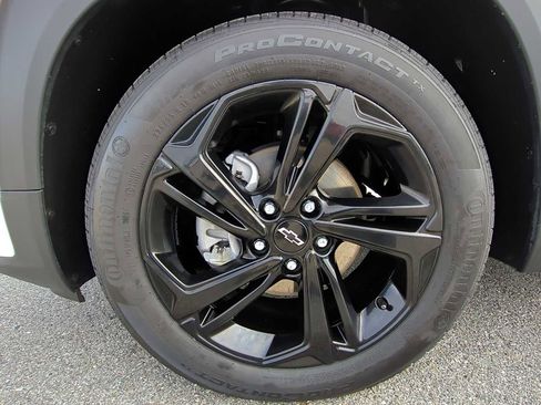 Used 2023 Chevrolet TrailBlazer RS w/ Sun and Liftgate Package image 29