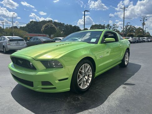 Used 2014 Ford Mustang GT Premium w/ Electronics Package RWD image 3