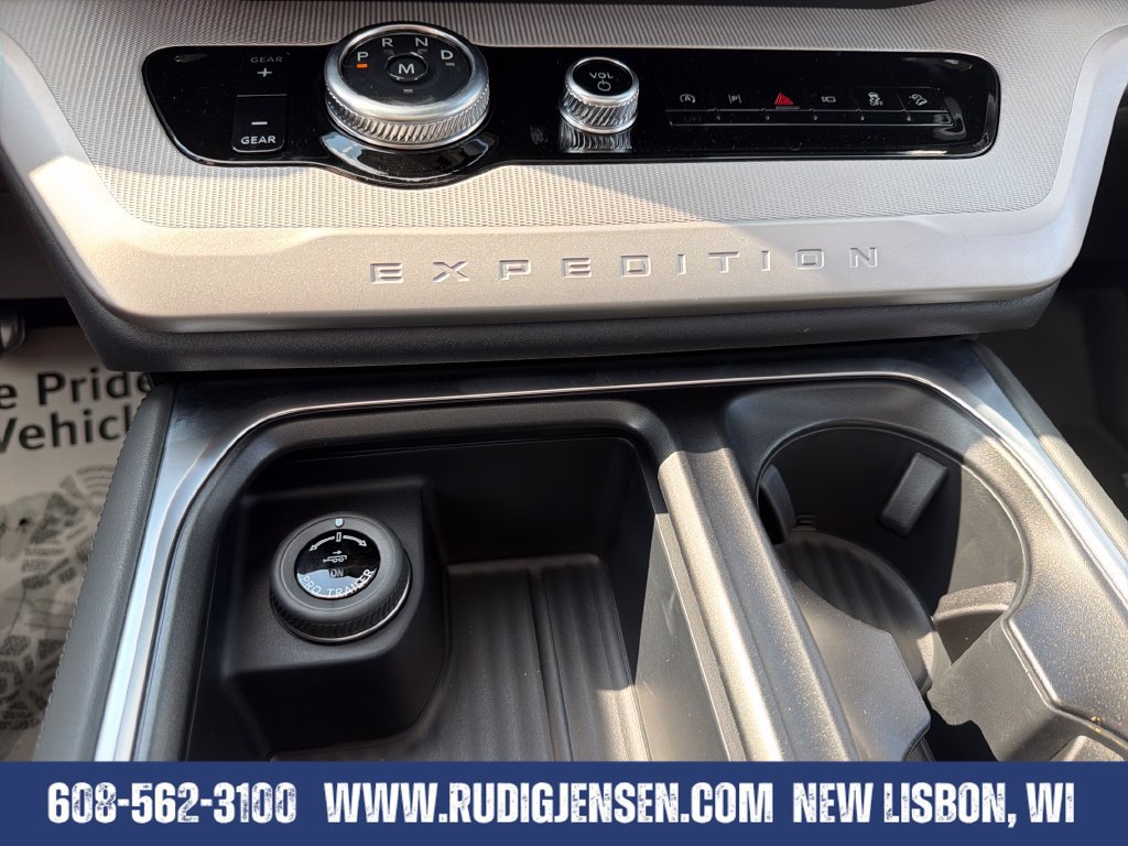New 2027 Ford Expedition Active AWD/4WD image 17