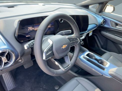 New 2026 Chevrolet Equinox EV LT AWD/4WD image 4