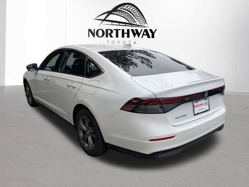 Used 2024 Honda Accord EX image 4