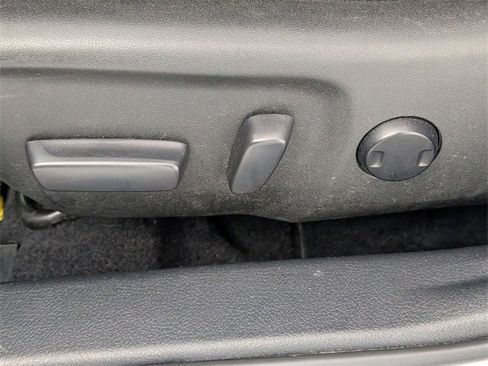 Used 2017 Toyota Camry XSE image 13