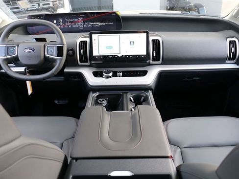 New 2026 Ford Expedition Active AWD/4WD image 25