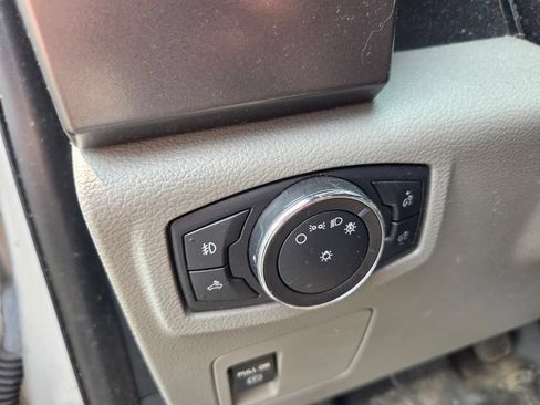 Used 2018 Ford F150 XLT AWD/4WD image 13
