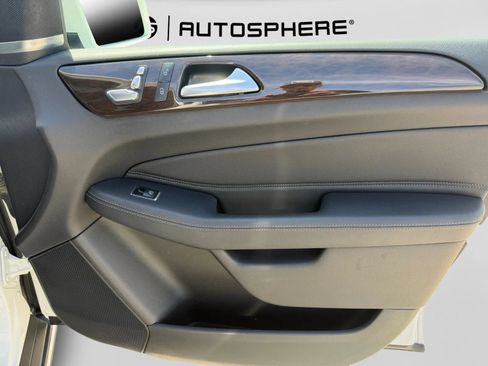 Used 2018 Mercedes-Benz GLE 350 image 34