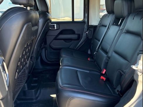 Used 2020 Jeep Wrangler Unlimited Rubicon image 38