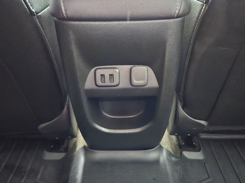 Used 2018 Chevrolet Colorado ZR2 image 26