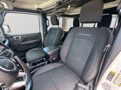 Used 2021 Jeep Wrangler Unlimited Sahara AWD/4WD image 22