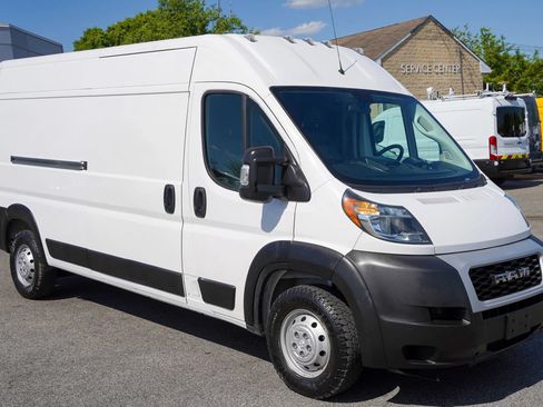Used 2021 RAM ProMaster 2500 FWD image 9
