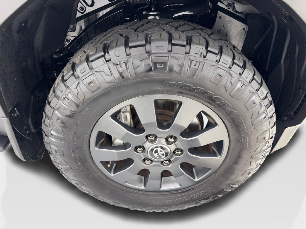 Used 2025 Toyota Land Cruiser w/ Premium Package AWD/4WD image 86