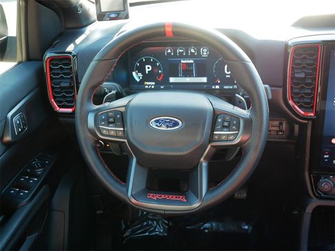 Used 2025 Ford Ranger Raptor image 13