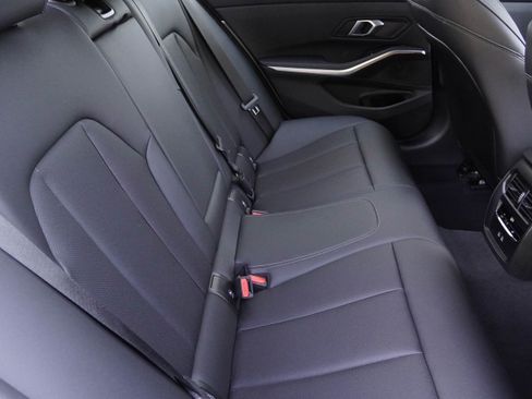 Certified 2025 BMW 330i Sedan RWD image 35