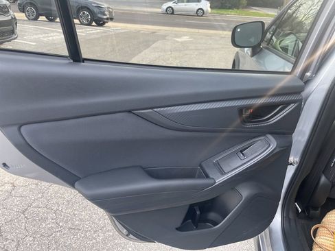 Used 2020 Subaru Crosstrek 2.0i Premium w/ Moonroof Package 2 image 7