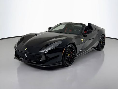 Used 2021 Ferrari 812 GTS RWD image 10