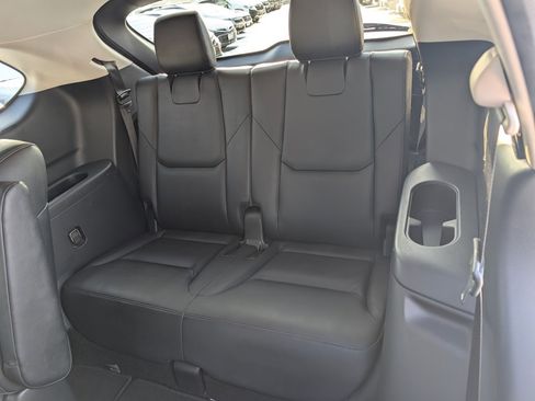 Used 2023 MAZDA CX-9 Touring image 18