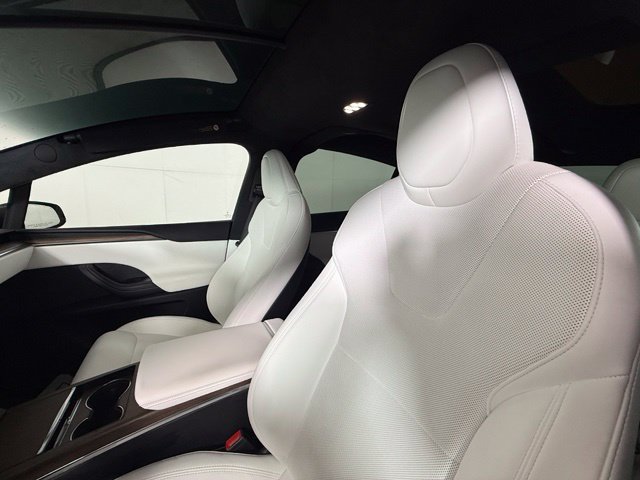 Used 2023 Tesla Model X AWD/4WD image 5