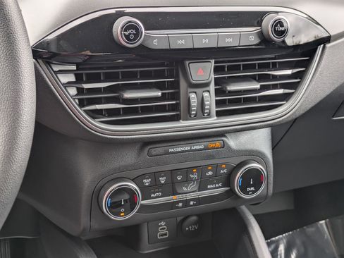 New 2026 Ford Escape Active image 18