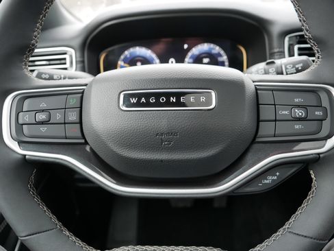 Certified 2024 Jeep Wagoneer 4WD w/ Premium Group I image 25