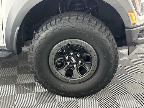 Certified 2022 Ford F150 Raptor w/ Equipment Group 801A High image 12