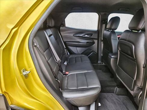 Used 2025 Chevrolet TrailBlazer RS w/ Driver Confidence Package AWD/4WD image 18