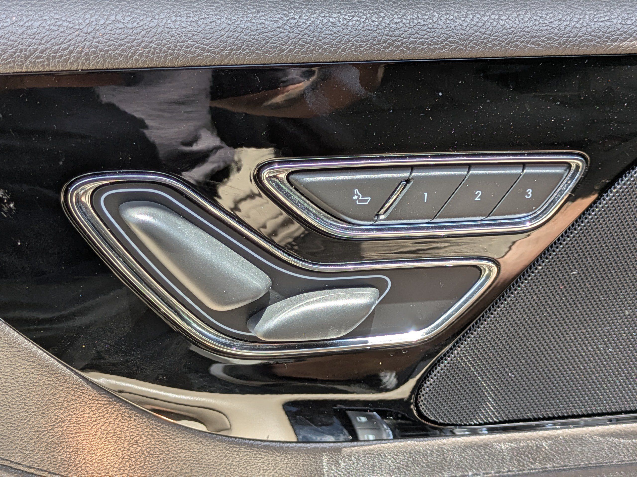 Used 2022 Lincoln Aviator Reserve RWD image 18