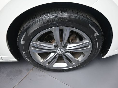 Used 2020 Volkswagen Jetta R-Line w/ R-Line Cold Weather Package FWD image 13