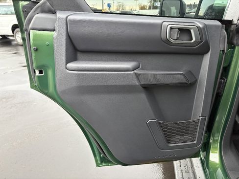 New 2025 Ford Bronco Outer Banks w/ Sasquatch Package AWD/4WD image 35