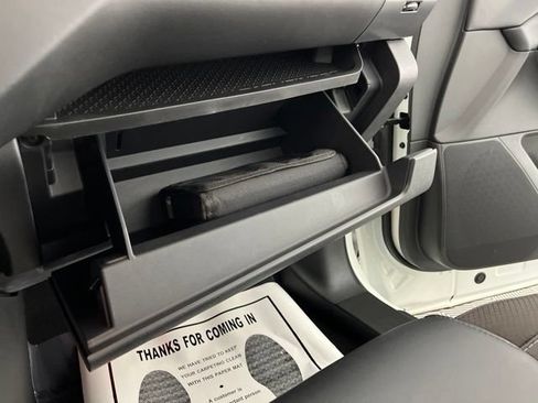 Used 2023 Nissan Pathfinder SL FWD image 35