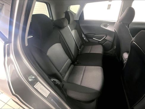 Used 2025 Kia Soul LX FWD image 24