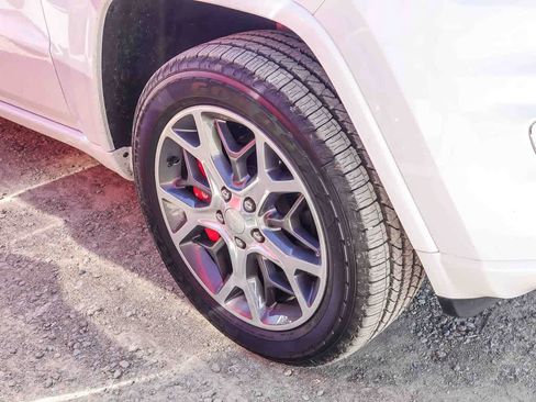 Certified 2020 Jeep Grand Cherokee Overland image 7