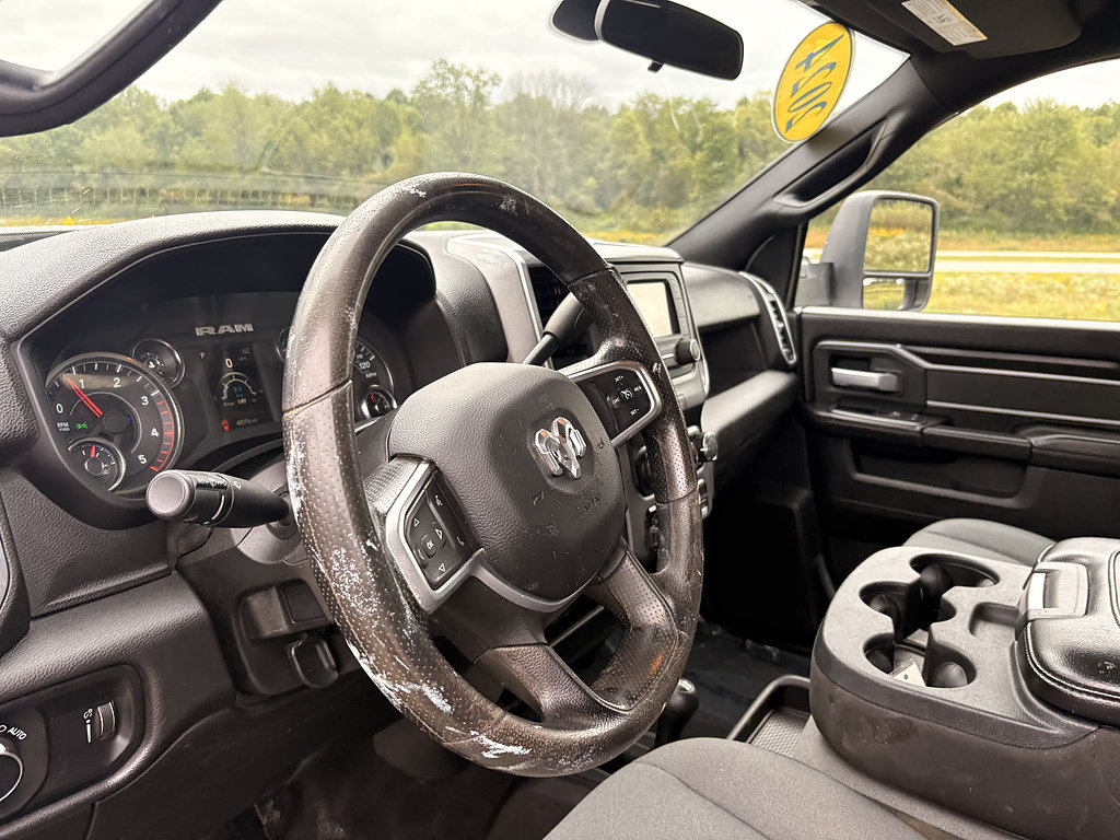 Used 2024 RAM 3500 SLT w/ Quick Order Package 2YG SLT AWD/4WD image 30