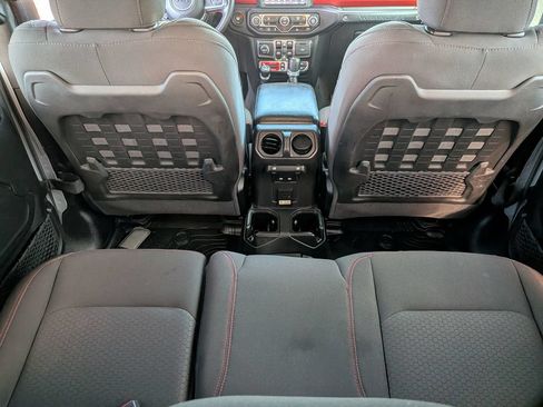 Used 2022 Jeep Wrangler Unlimited Rubicon w/ Steel Bumper Group AWD/4WD image 37