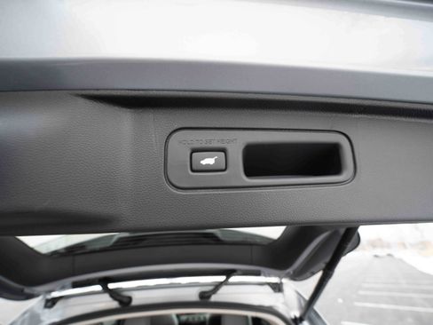 New 2025 Honda Pilot Touring image 29